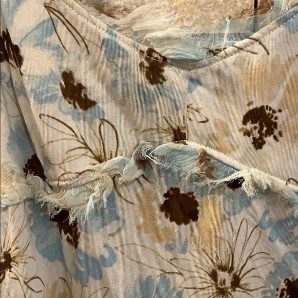 Flower tank top - Picture 2 of 2